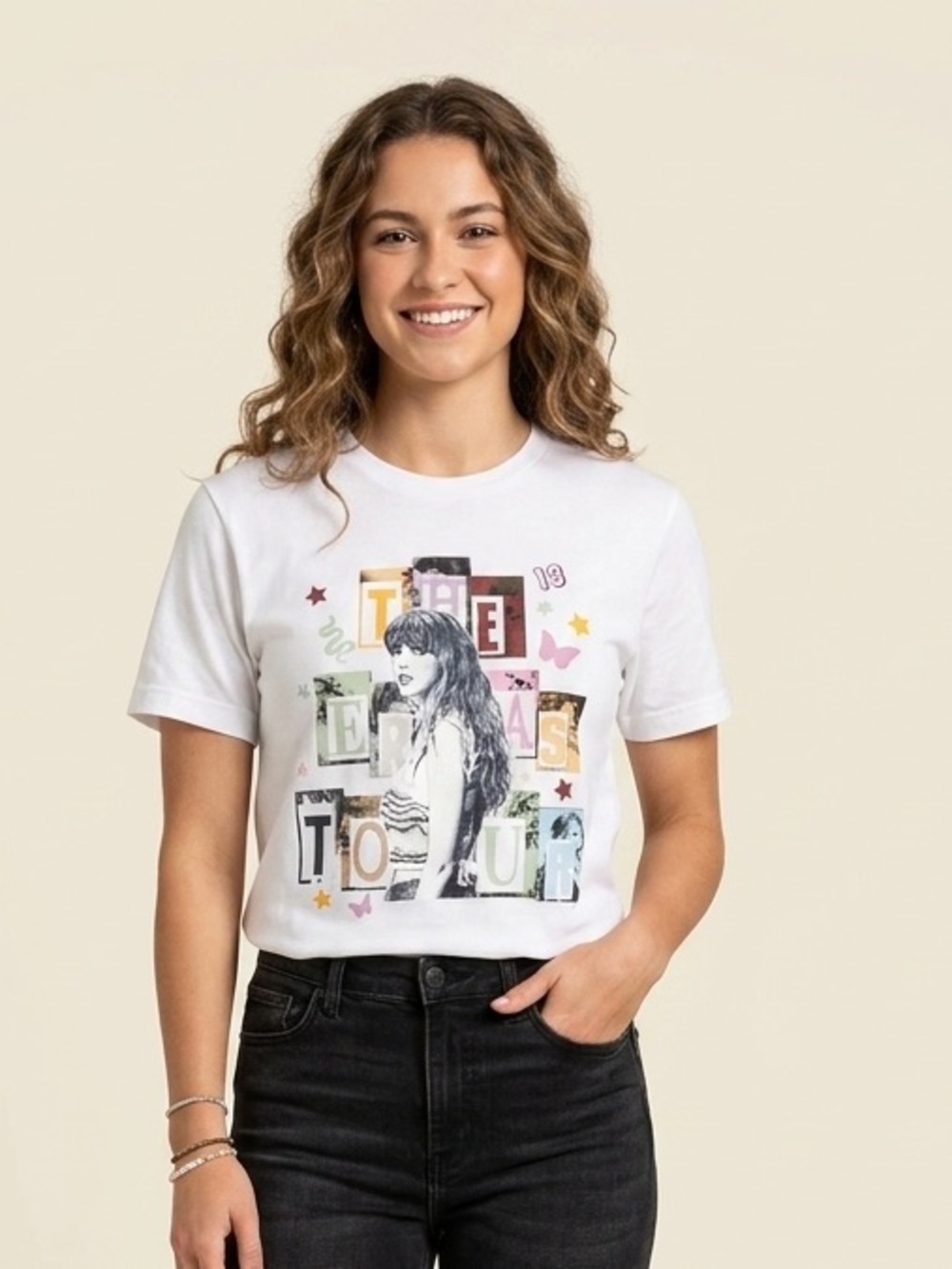 Gildan Taylor Swift White Short Sleeve Graphic Tee with Multicolor Print - Picture 1 of 4